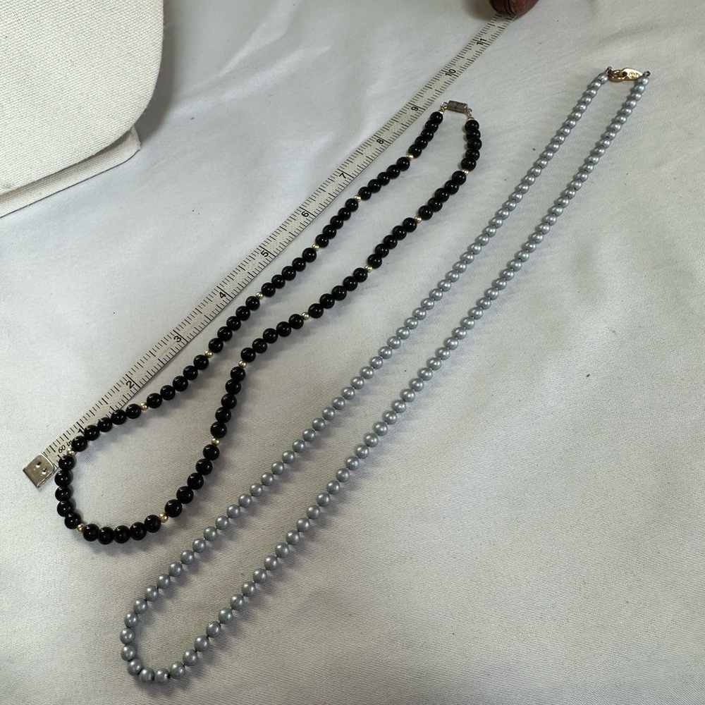 Two ball style necklaces black and steel blue - Picture 2 of 8